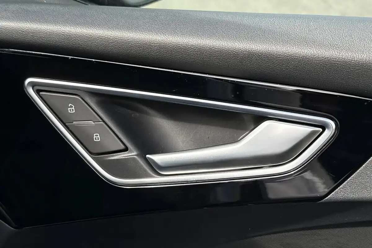 2022-audi-q4-e-tron-40e-s-line-station-wagon-big-19