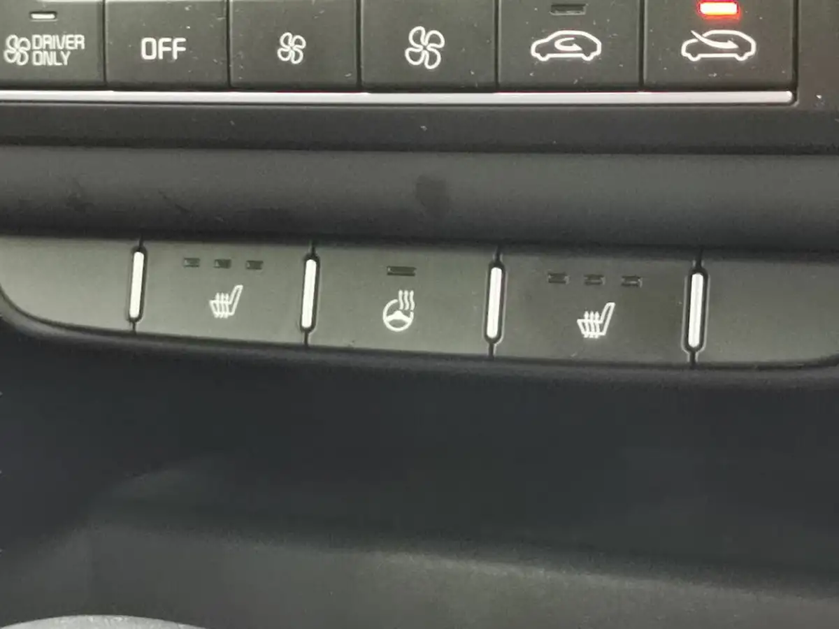 2023-kia-xceed-16-gdi-3-big-21