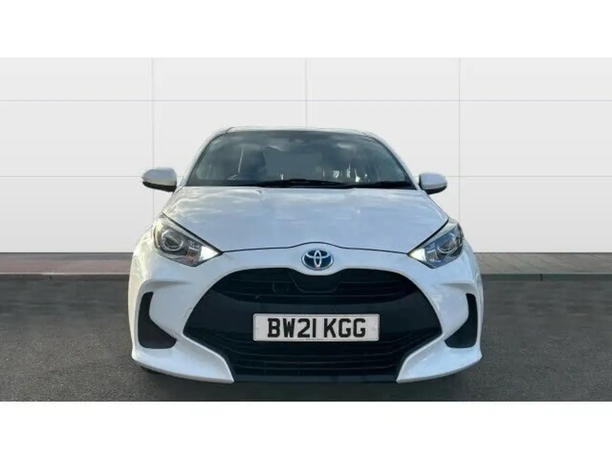 2021-toyota-yaris-15-vvt-i-icon-114bhp-hybrid-1490cc-e-cvt-big-2