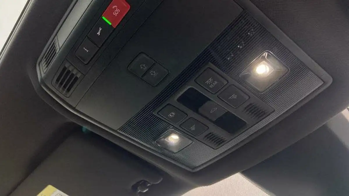 2025-skoda-karoq-20tdi-sportline-edition-big-22