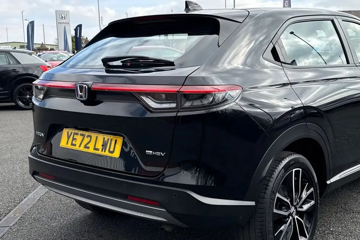 2022-honda-hr-v-15-i-mmd-elegance-big-9