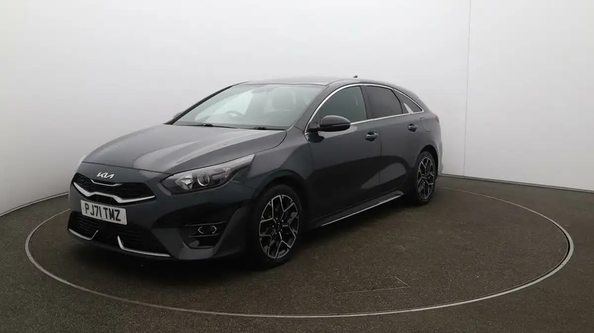 2021-kia-pro-ceed-15-t-gdi-gt-line-big-61