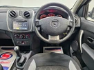 2014-dacia-sandero-stepway-09-laureate-small-11