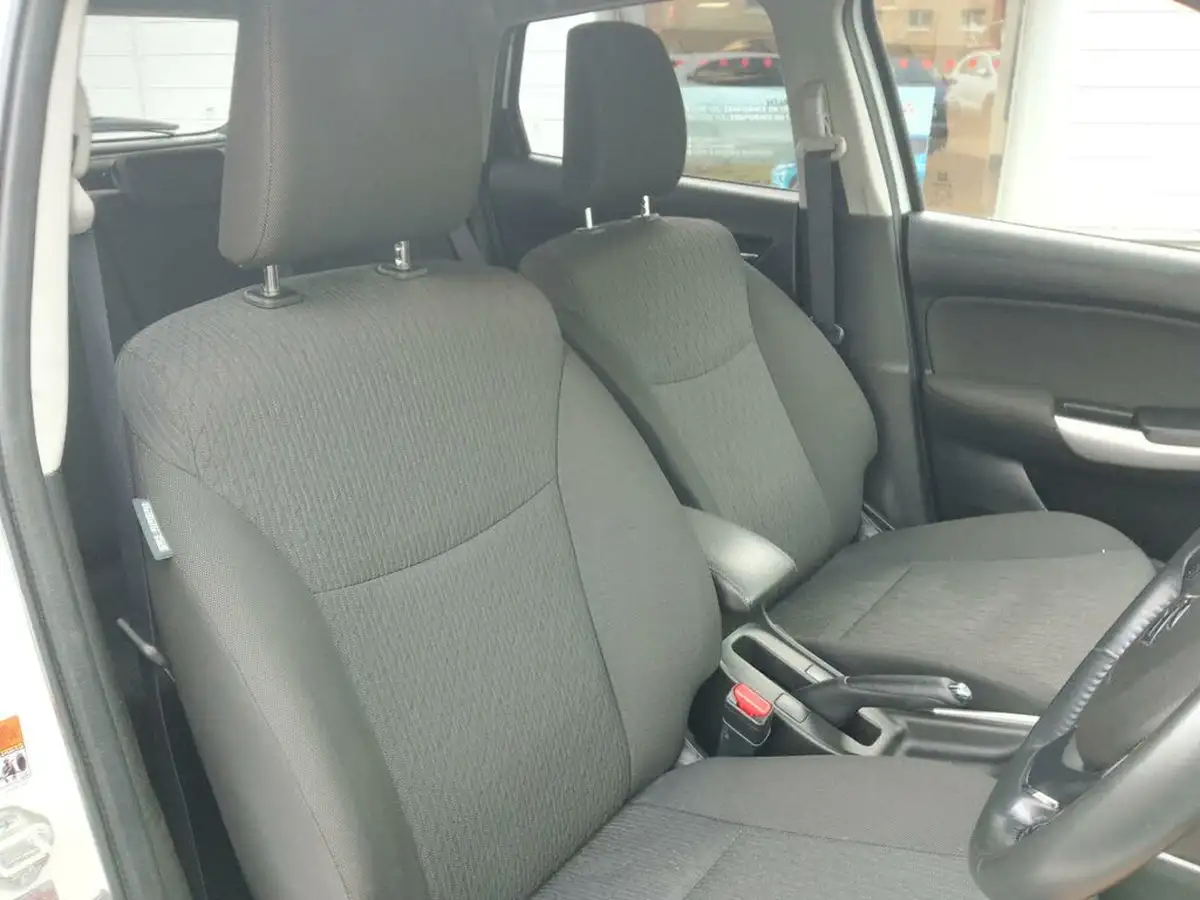 2017-suzuki-baleno-10-boosterjet-sz5-big-23