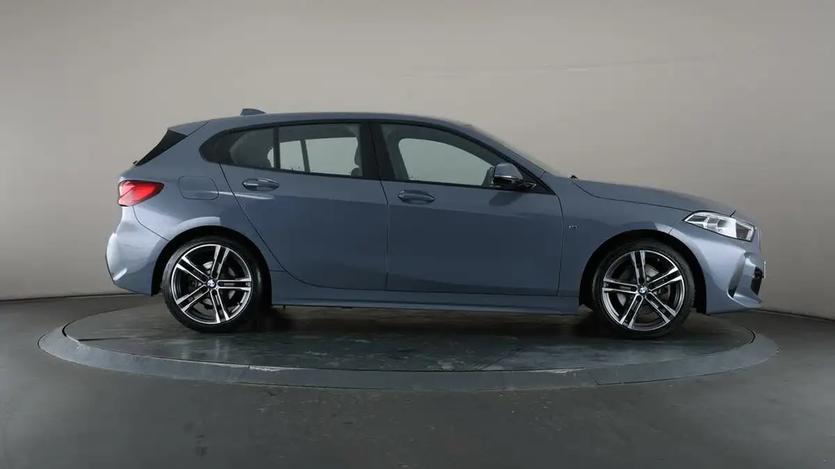2021-bmw-1-series-15-118i-m-sport-dct-big-53