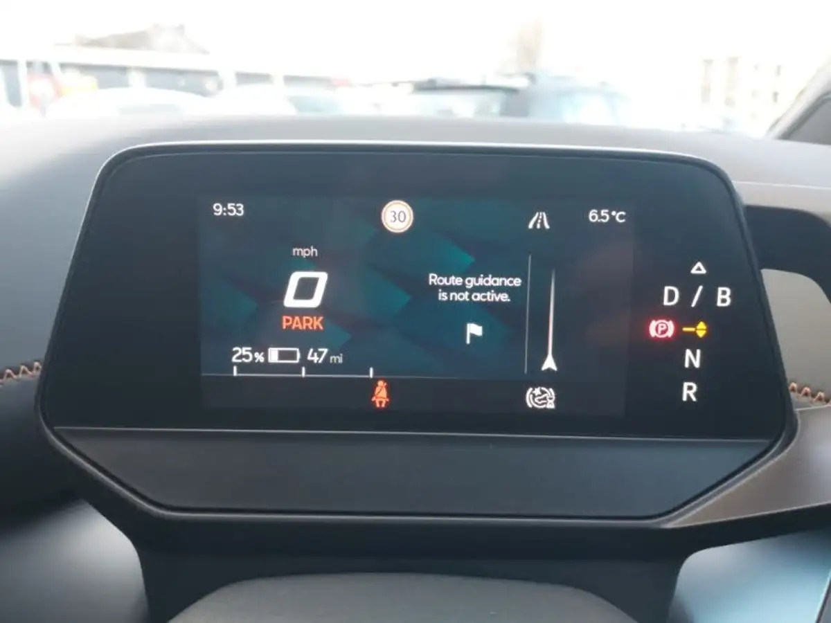 2022-cupra-born-e-v1-big-17