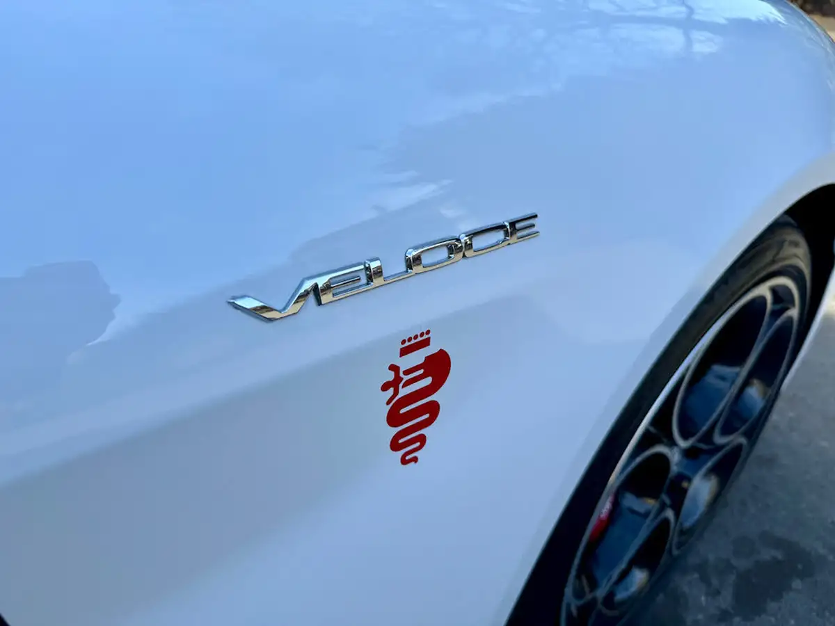 2023-alfa-romeo-giulia-20-veloce-big-8