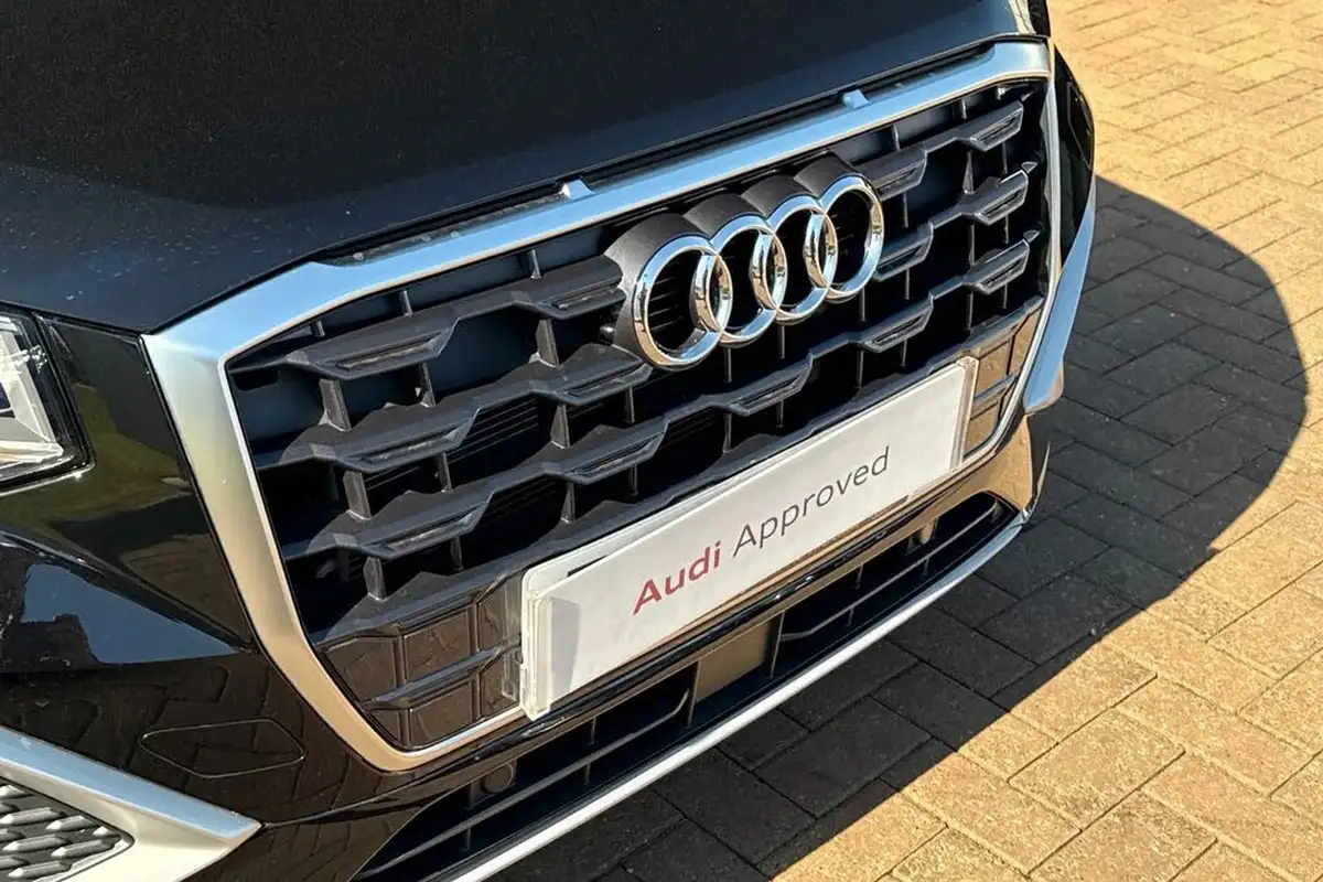 2023-audi-q2-10-30-tfsi-sport-big-29