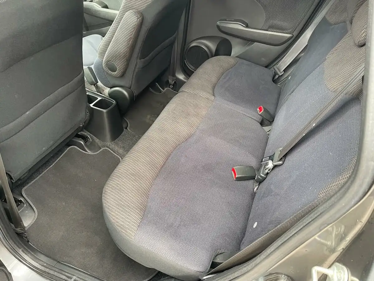 2012-honda-jazz-14-ex-big-15