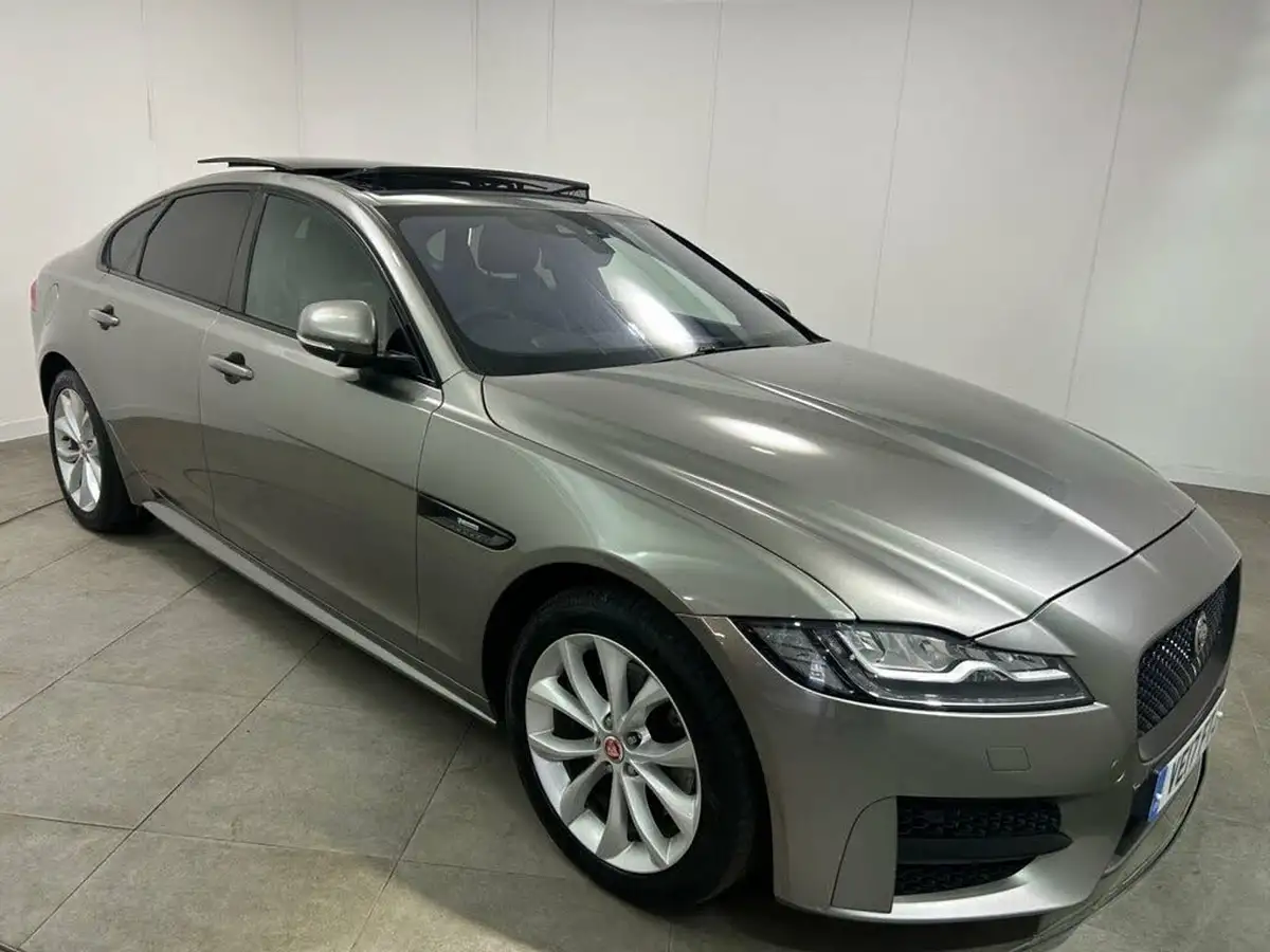 2017-jaguar-xf-20i-r-sport-300ps-awd-saloon-4d-1999cc-big-73