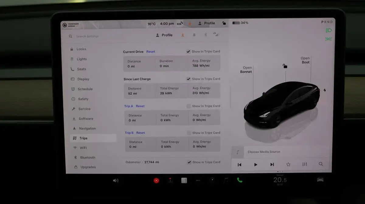 2022-tesla-model-3-e-long-range-big-9