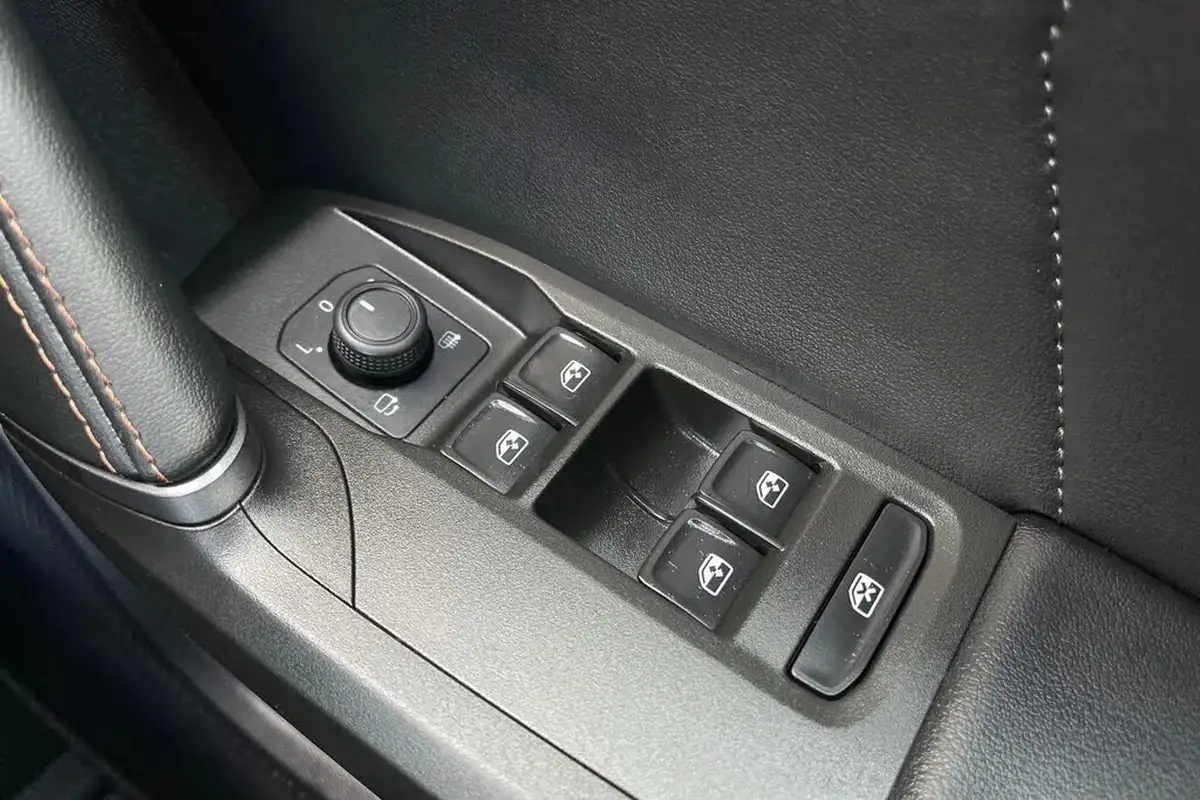 2024-cupra-formentor-20-tsi-vz3-310ps-4drive-big-38