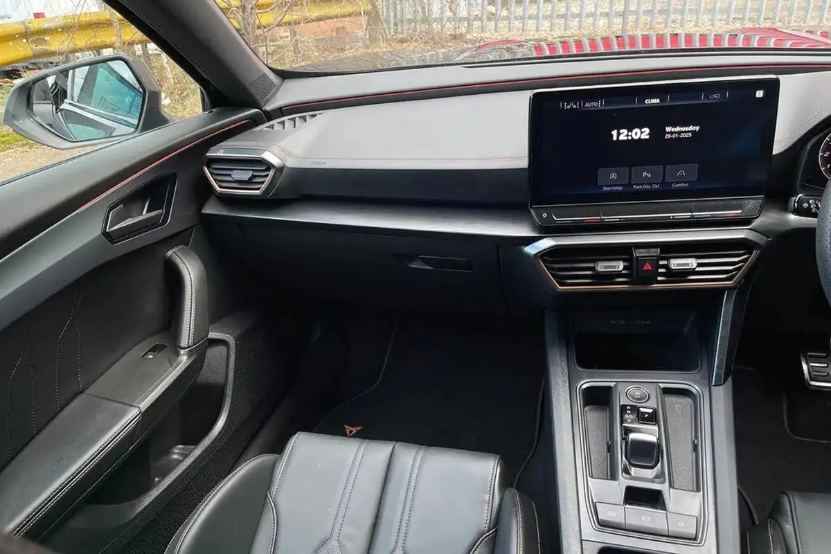 2024-cupra-formentor-20-tsi-vz3-310ps-4drive-big-14