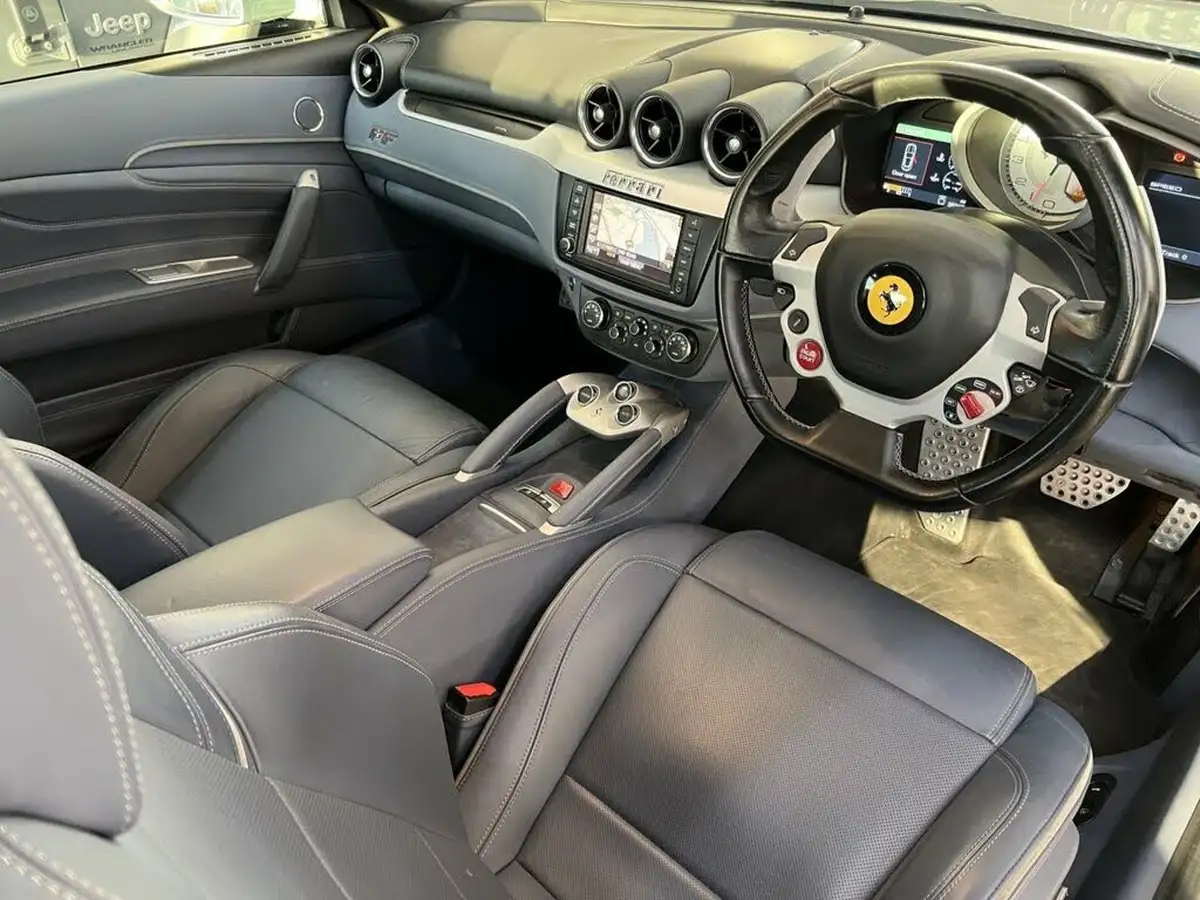 2012-ferrari-ff-63-big-38