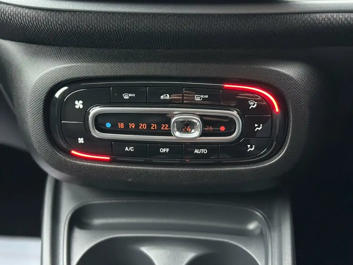 2017-smart-forfour-10-prime-71bhp-premiumss-twinamic-big-23