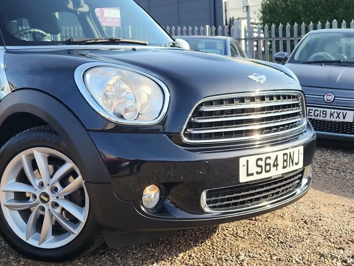 2014-mini-countryman-16-cooper-122bhp-4x4-all4-auto-big-2