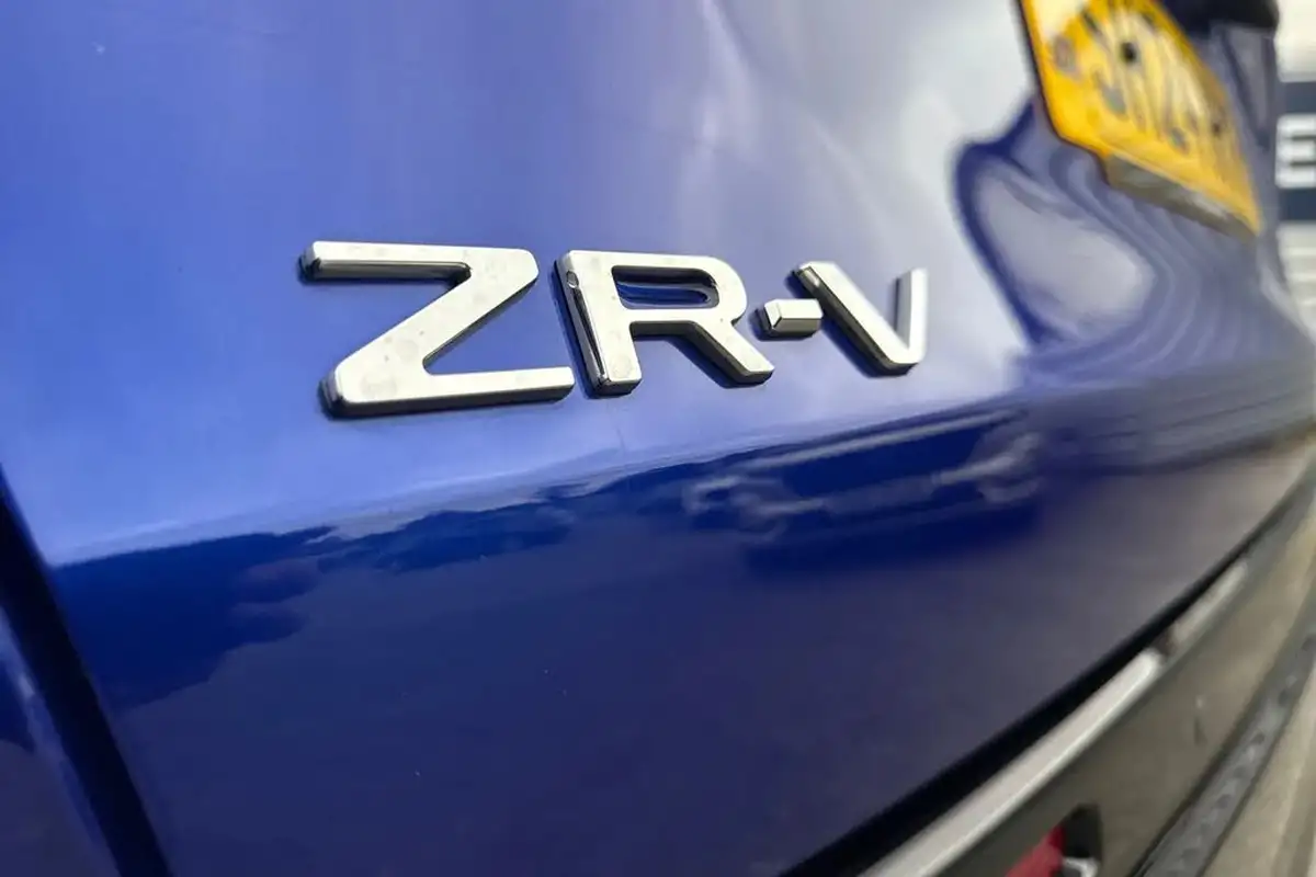 2024-honda-zr-v-20-i-mmd-sport-big-41