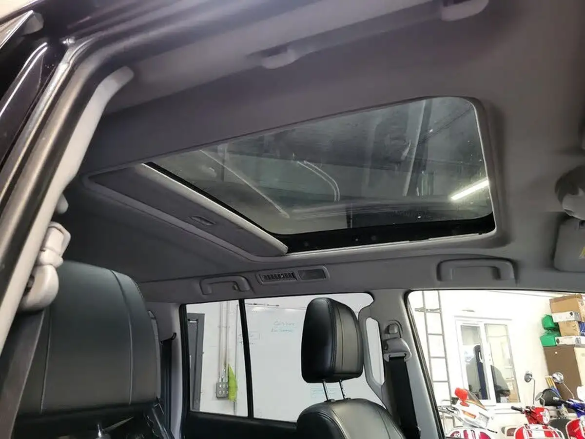 2010-mitsubishi-shogun-32td-elegance-197bhp-big-23