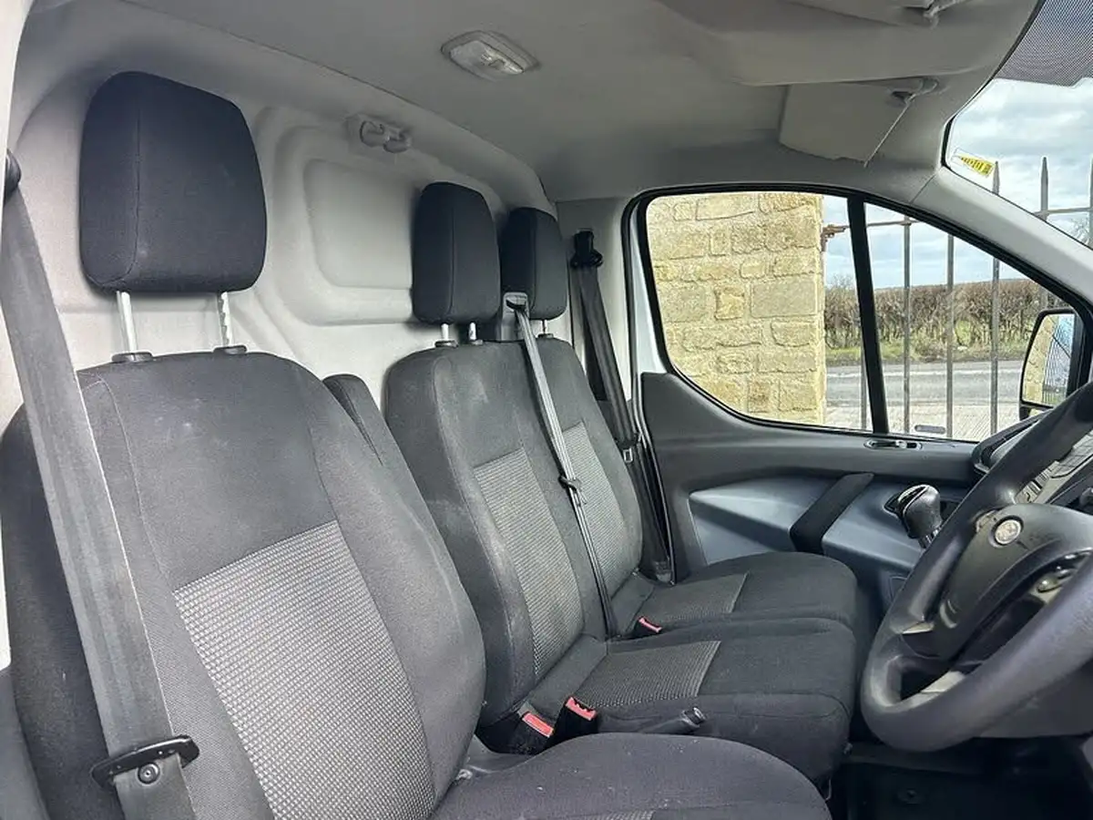 2016-ford-transit-custom-20tdci-290-l1h1-105pseu6-panel-van-big-12