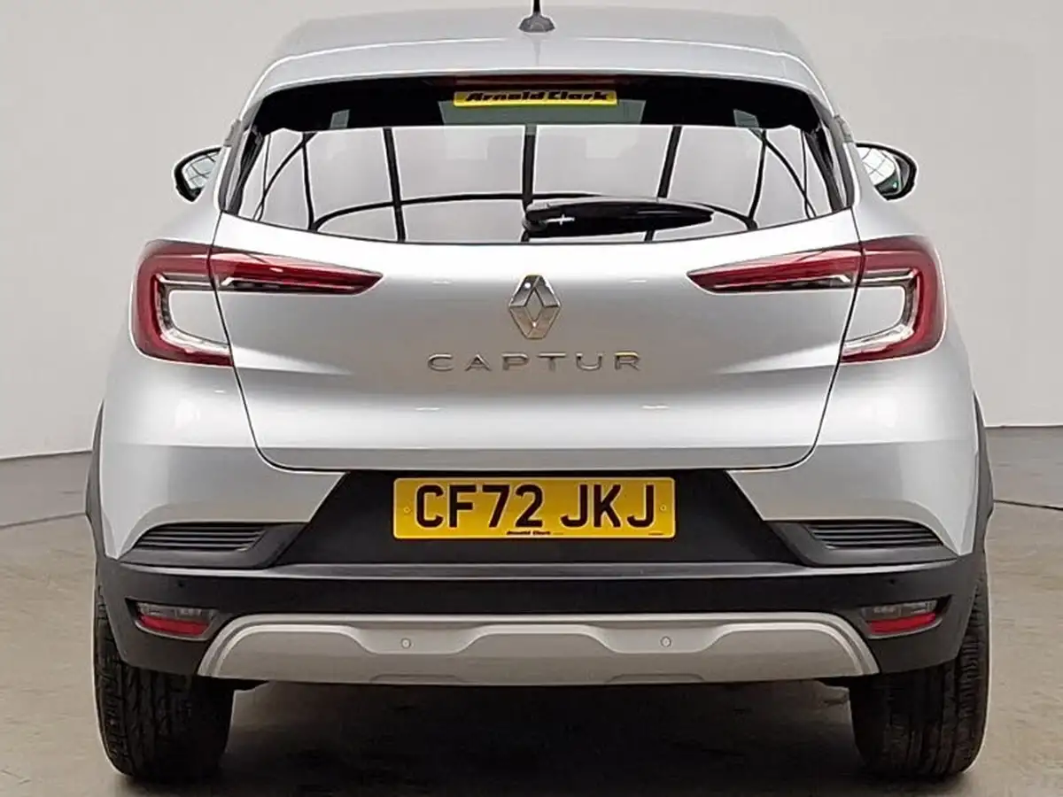 2023-renault-captur-10-tce-evolution-big-12