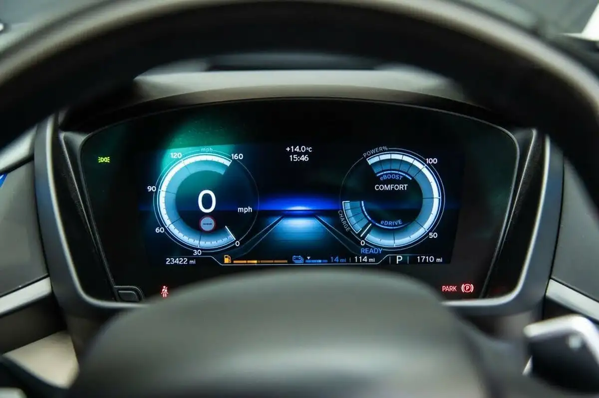 2016-bmw-i8-15-big-13