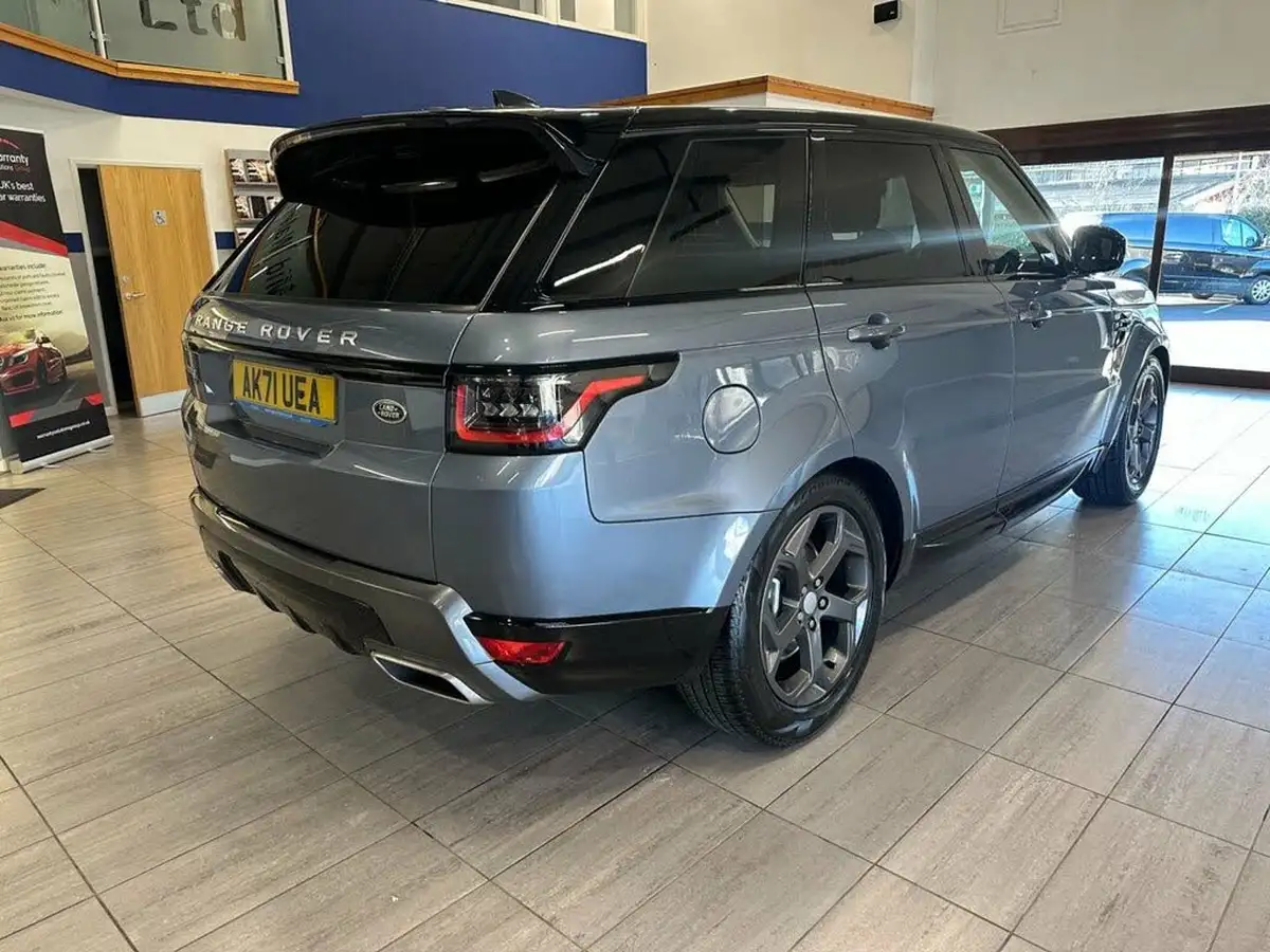 2022-land-rover-range-rover-sport-30-d250-hse-big-6