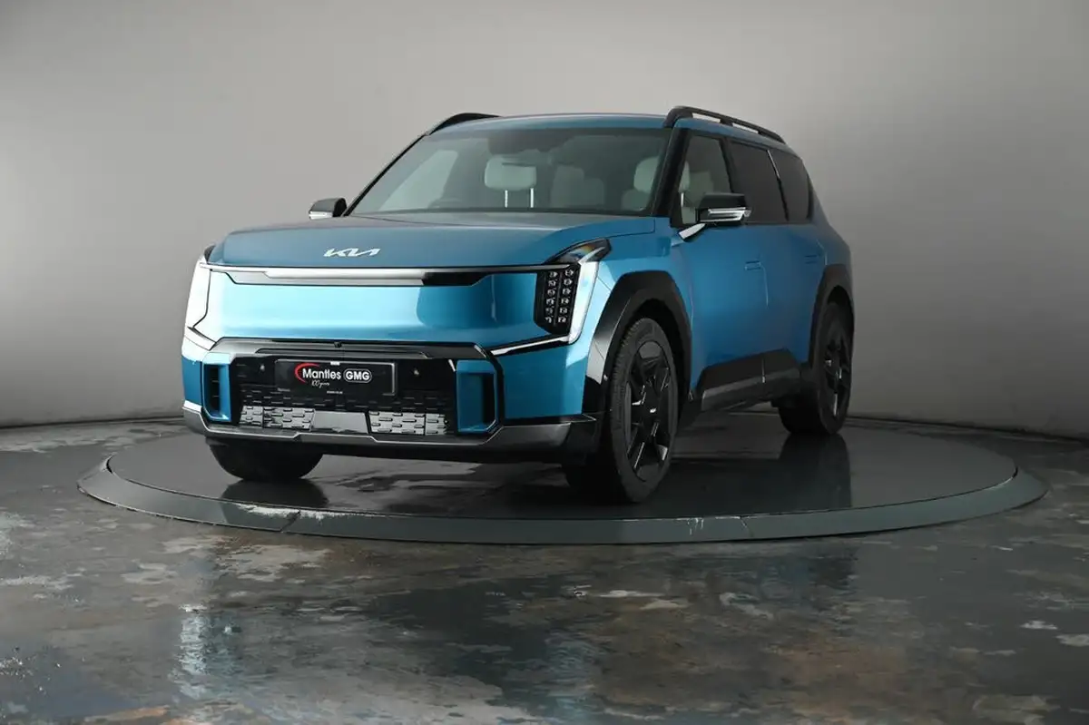 2024-kia-ev9-e-gt-line-s-7-big-7