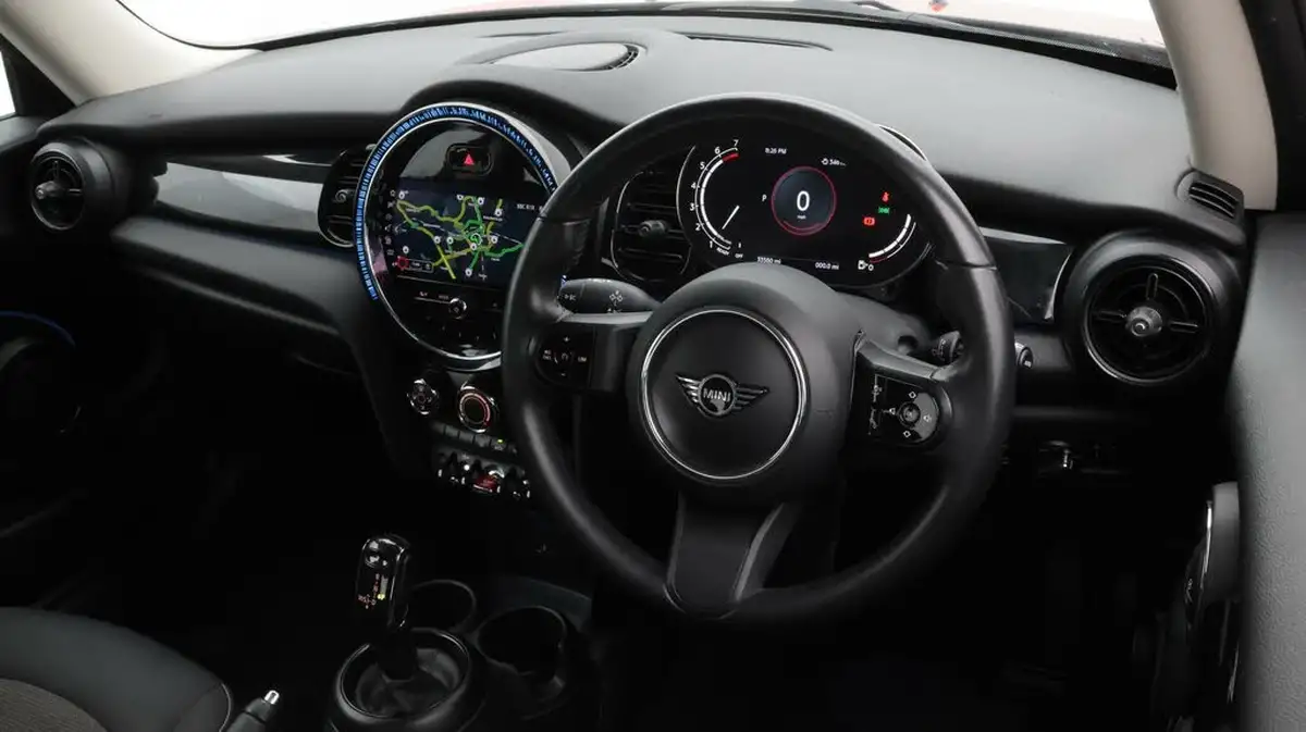2021-mini-cooper-15-cooper-classic-hatchback-3d-auto-big-9