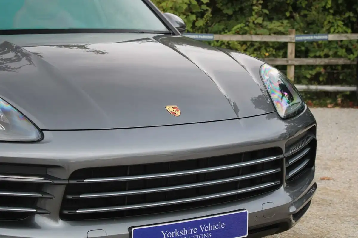 2020-porsche-cayenne-30-v6-station-wagon-big-45