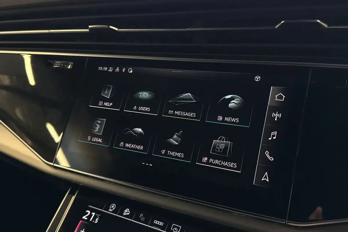 2022-audi-q8-30-55-tfsi-s-line-big-37