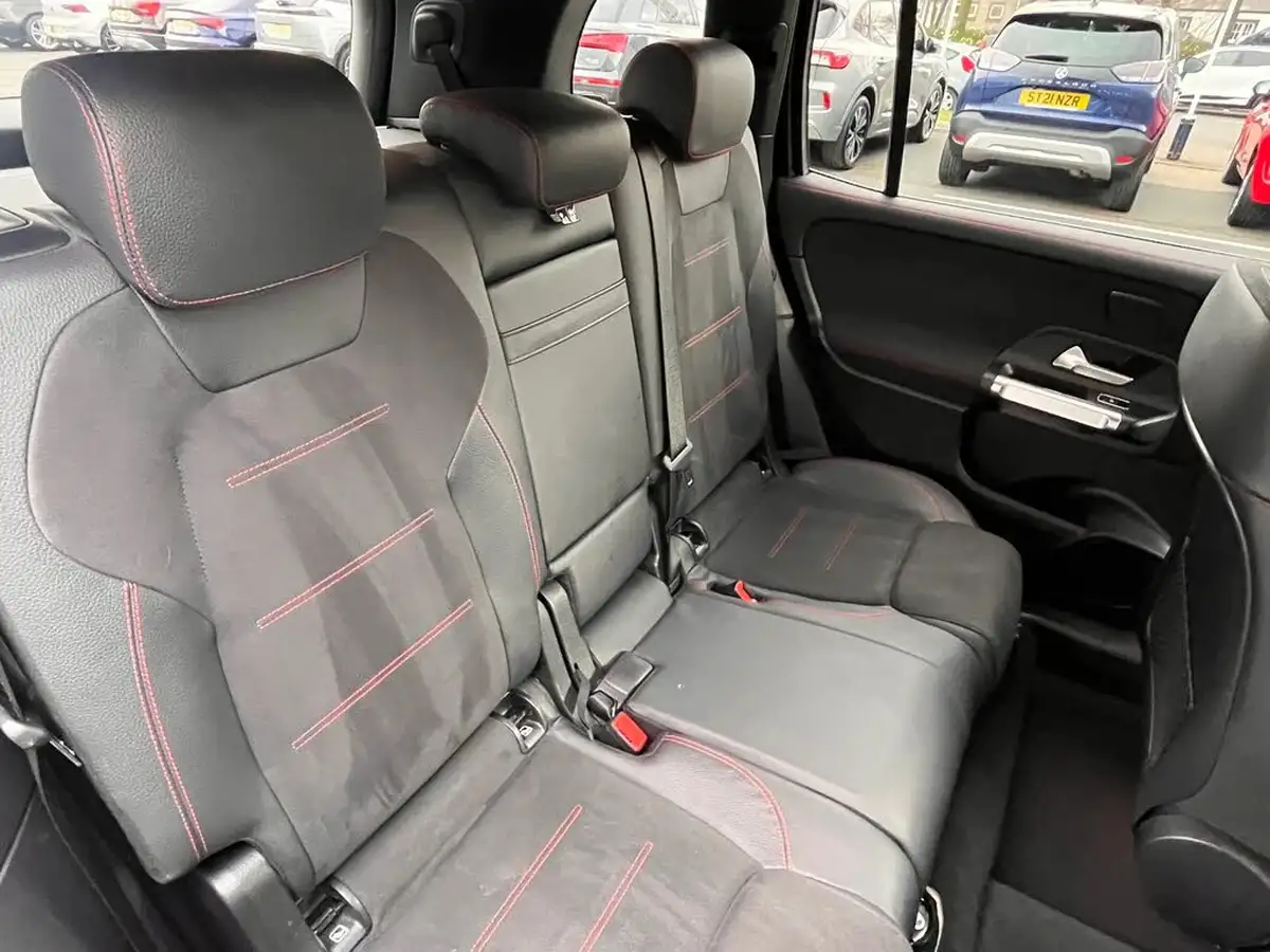 2020-mercedes-benz-glb-class-20d-glb220d-amg-line-premium-5-big-9