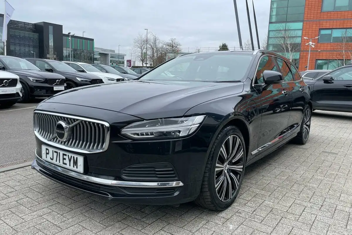 2021-volvo-v90-20-t6-inscription-350bhp-big-10