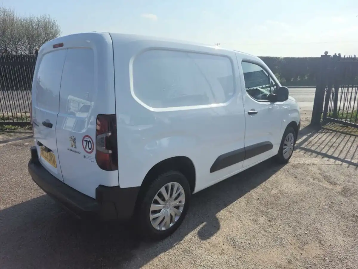 2022-peugeot-partner-15-bluehdi-1000-professional-premium-100pseu6d-big-5