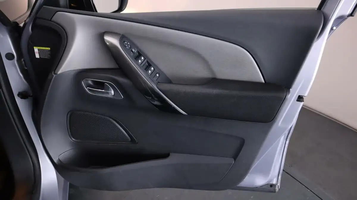 2021-citroen-grand-c4-spacetourer-12-puretech-sense-big-14