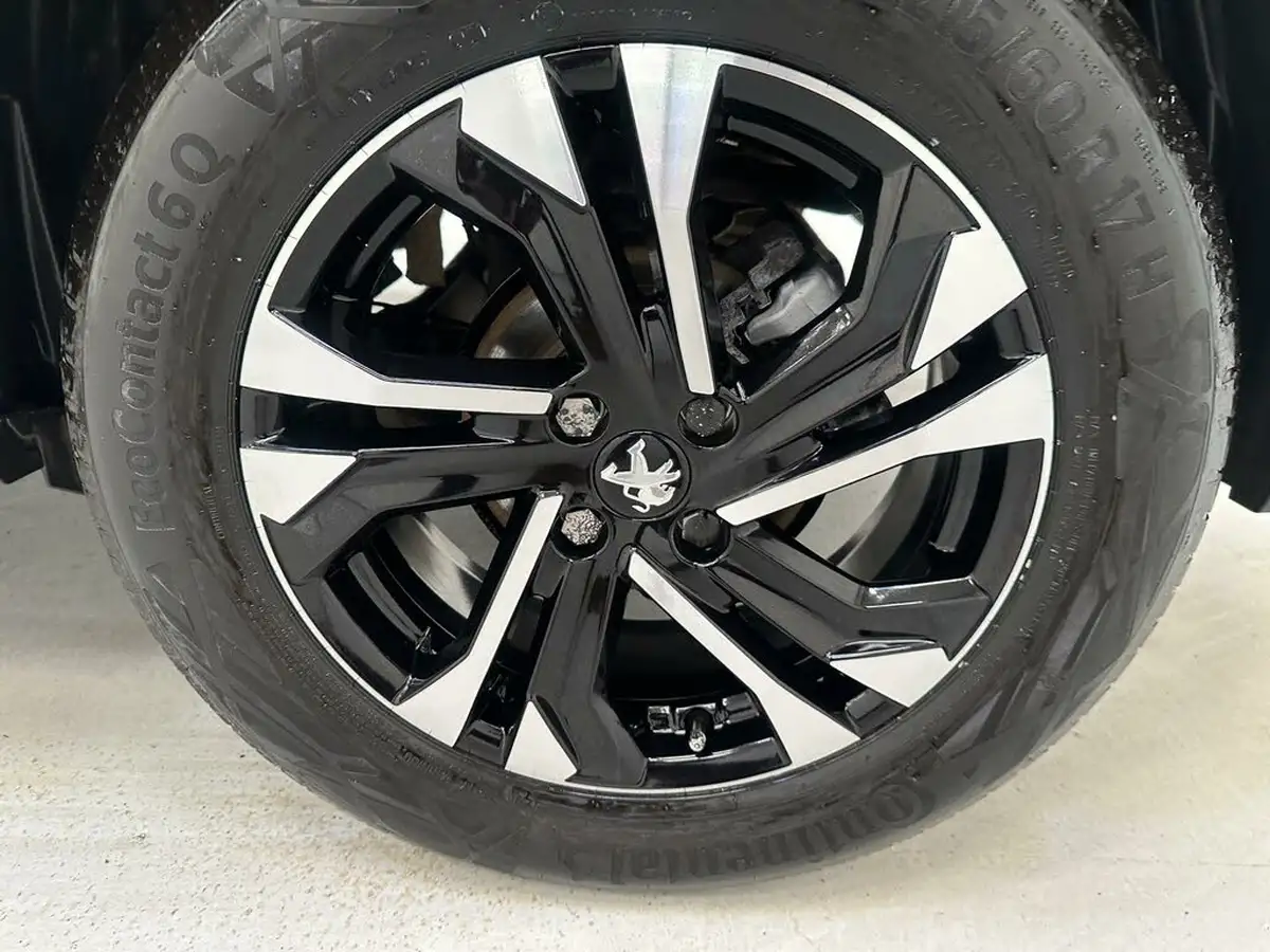 2022-peugeot-2008-suv-12-puretech-gt-eat8-big-32