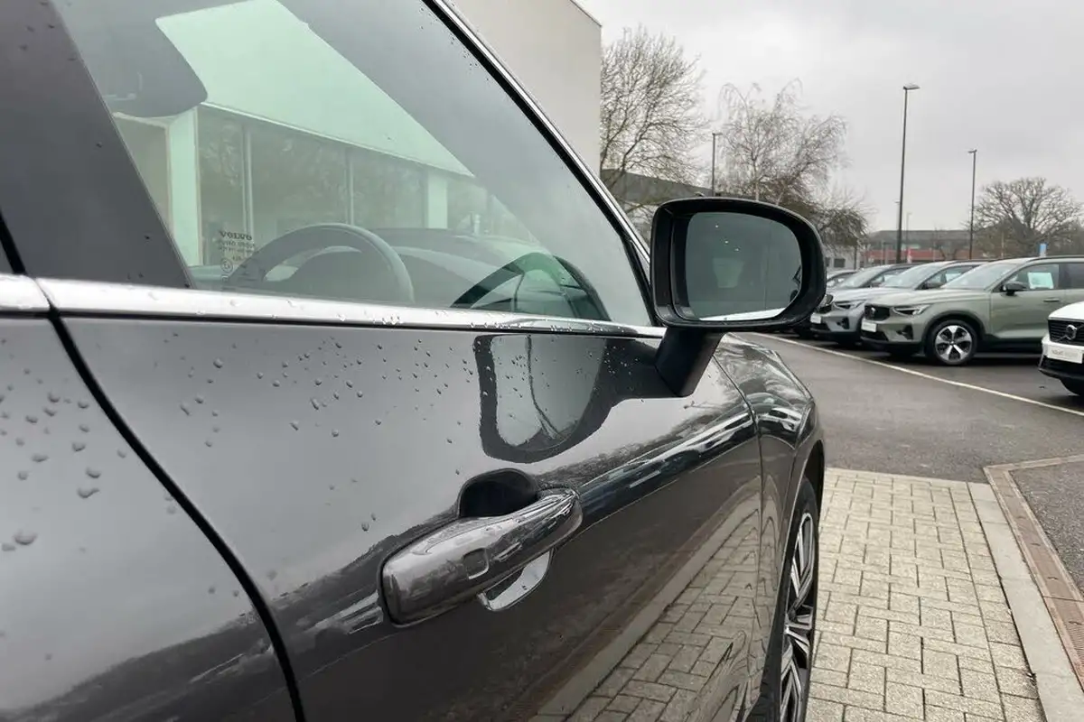 2022-volvo-xc60-20-t8-inscription-pro-455bhp-plug-in-hybrid-big-15