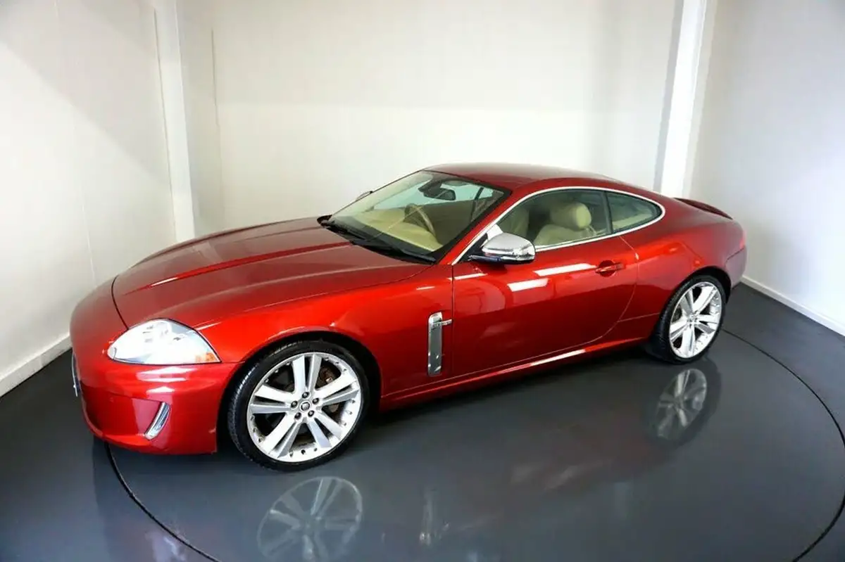 2010-jaguar-xk-50-portfolio-coupe-big-2
