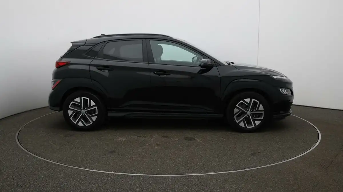 2022-hyundai-kona-e-ultimate-big-45