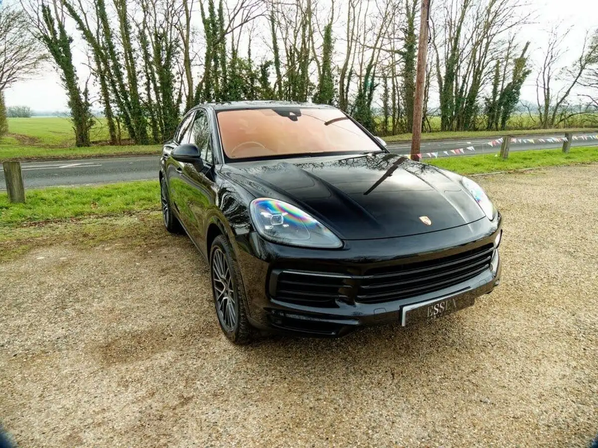 2020-porsche-cayenne-30-v6-coupe-big-24