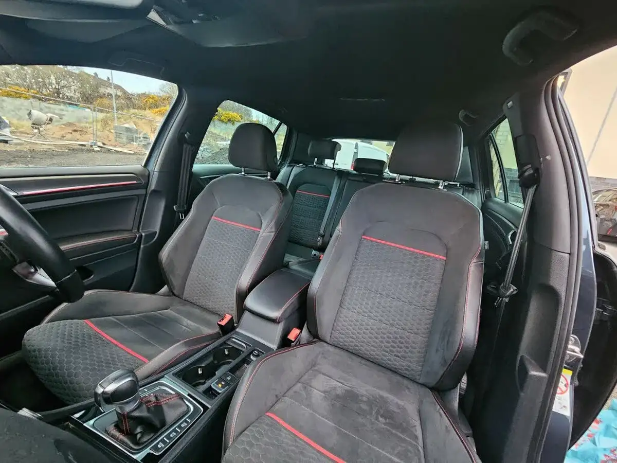 2019-volkswagen-golf-20-tsi-gti-performance-5d-dsg-big-10