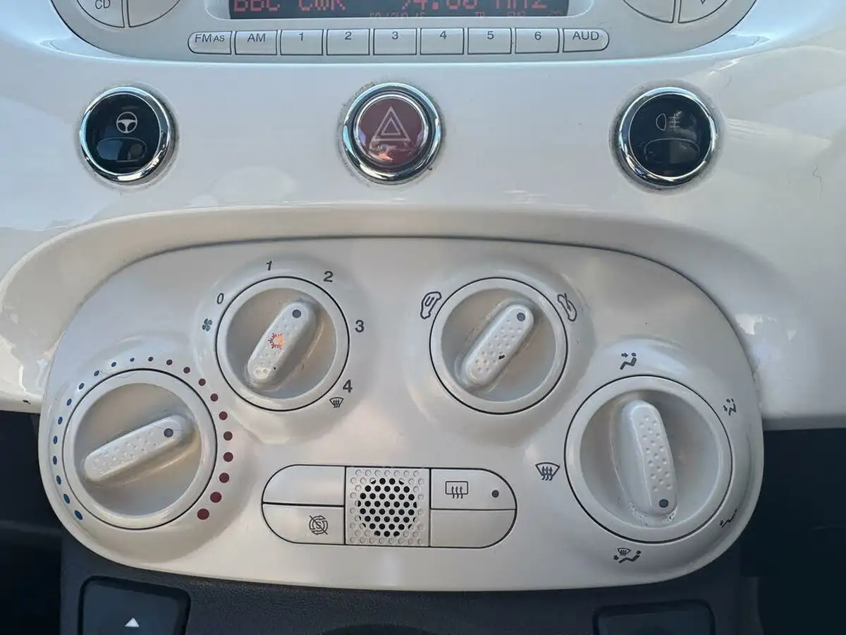 2014-fiat-500-12-lounge-big-22