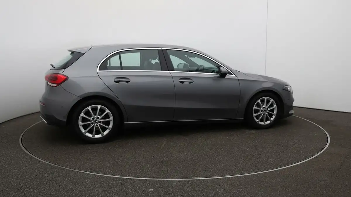 2019-mercedes-benz-a-class-15d-a180d-sport-executive-hatchback-5d-7g-dct-big-42