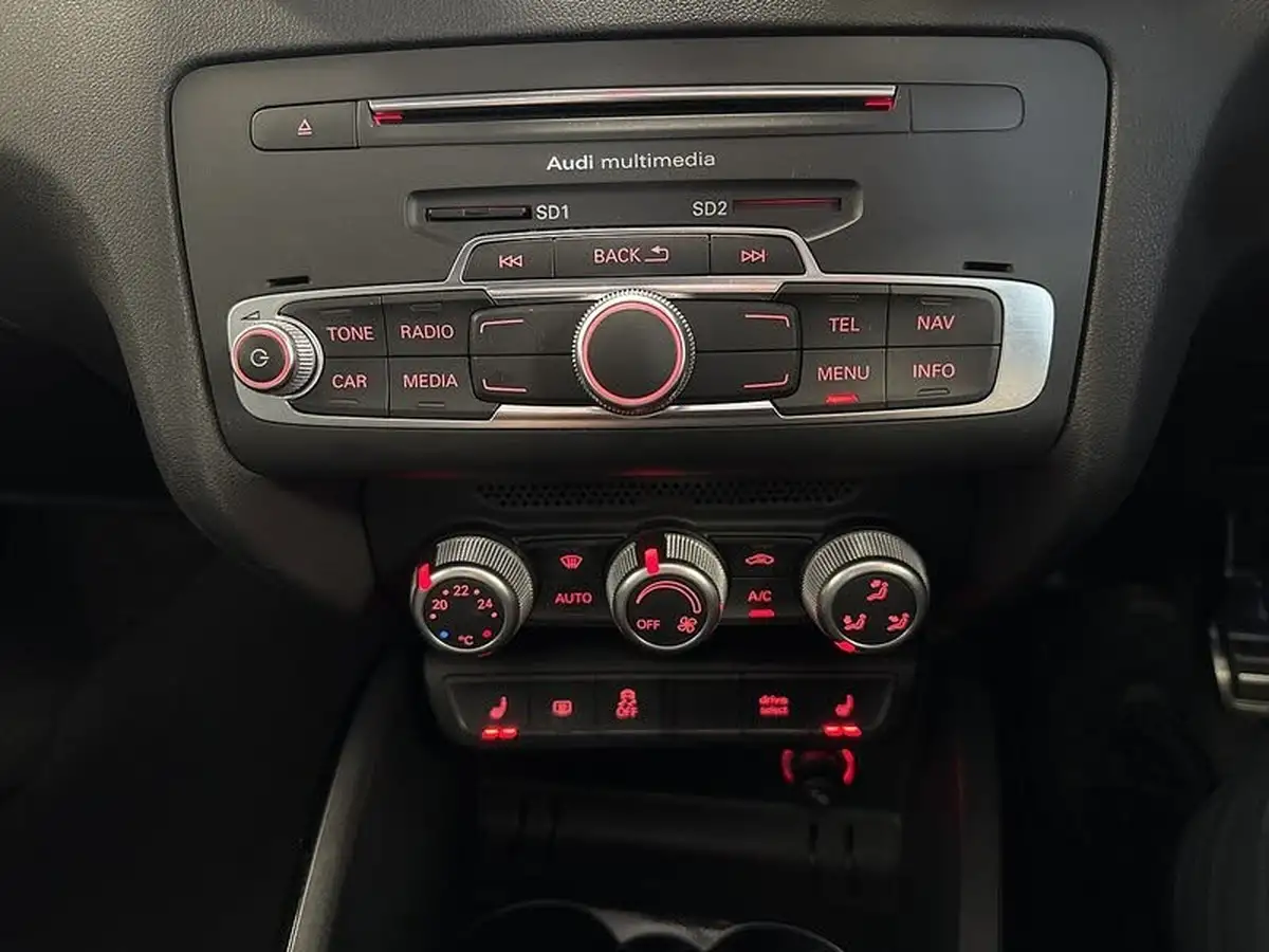 2017-audi-a1-14-tfsi-black-edition-hatchback-3d-big-16