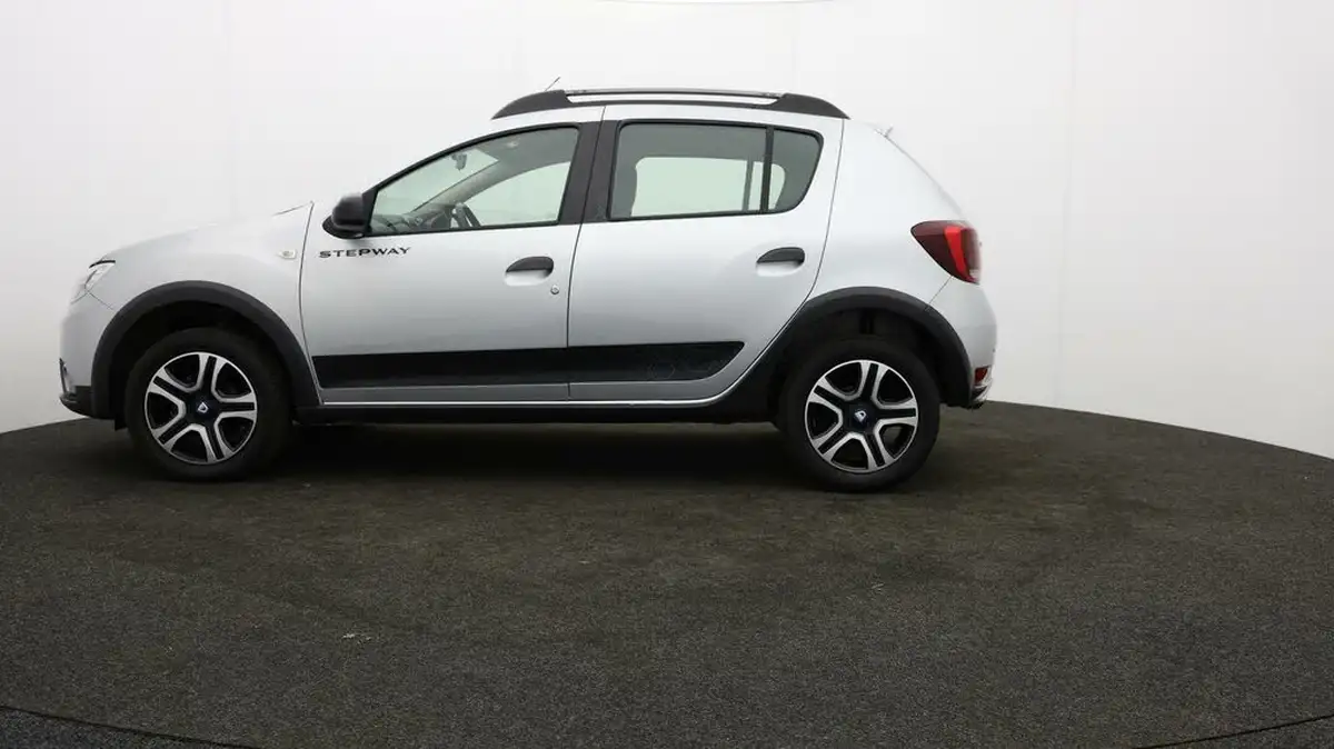 2021-dacia-sandero-stepway-09-tce-se-twenty-big-4