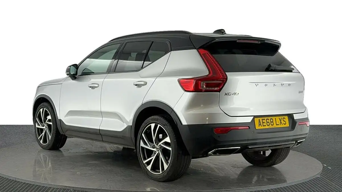 2019-volvo-xc40-20-t5-r-design-pro-big-5