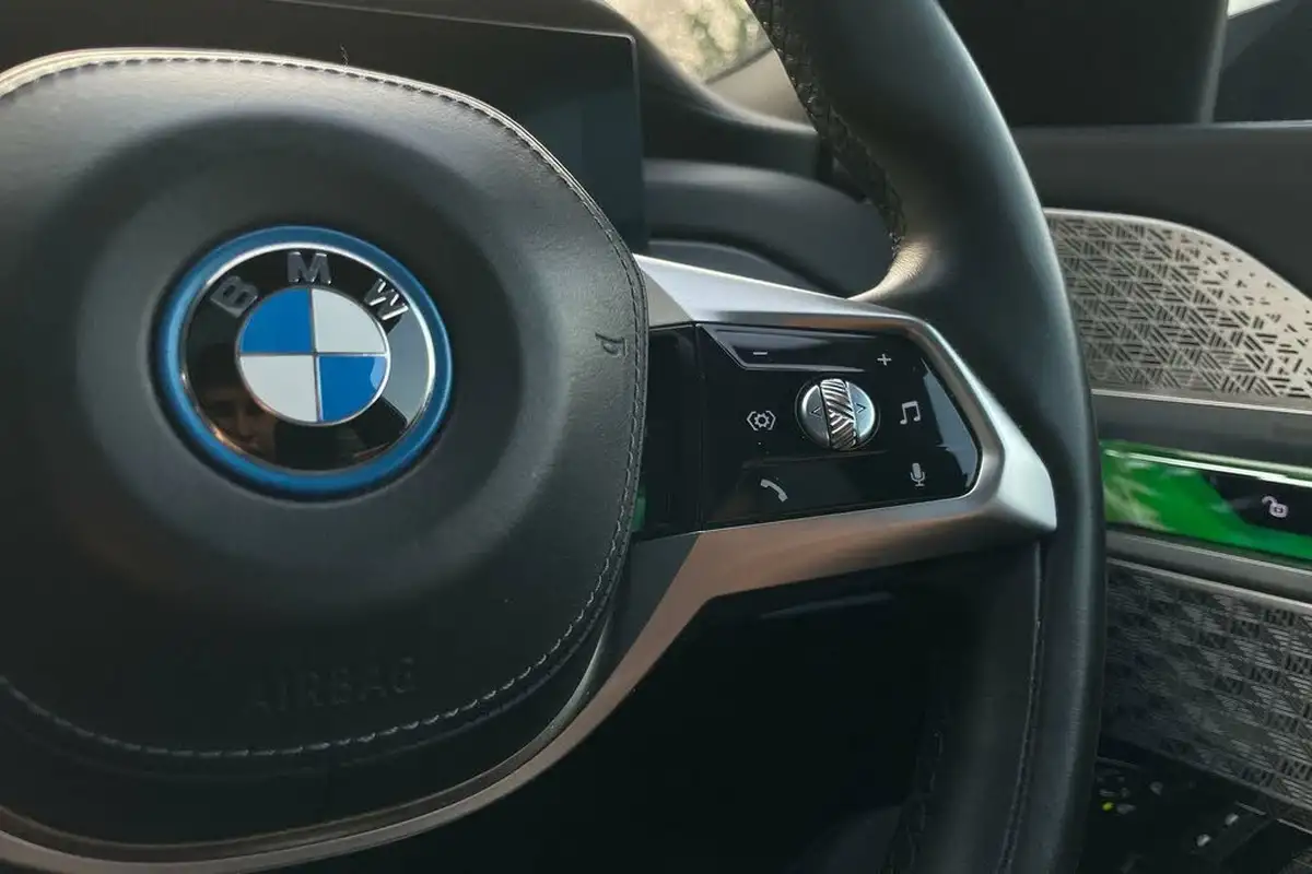 2023-bmw-7-series-e-i7-xdrive60-excellence-big-41