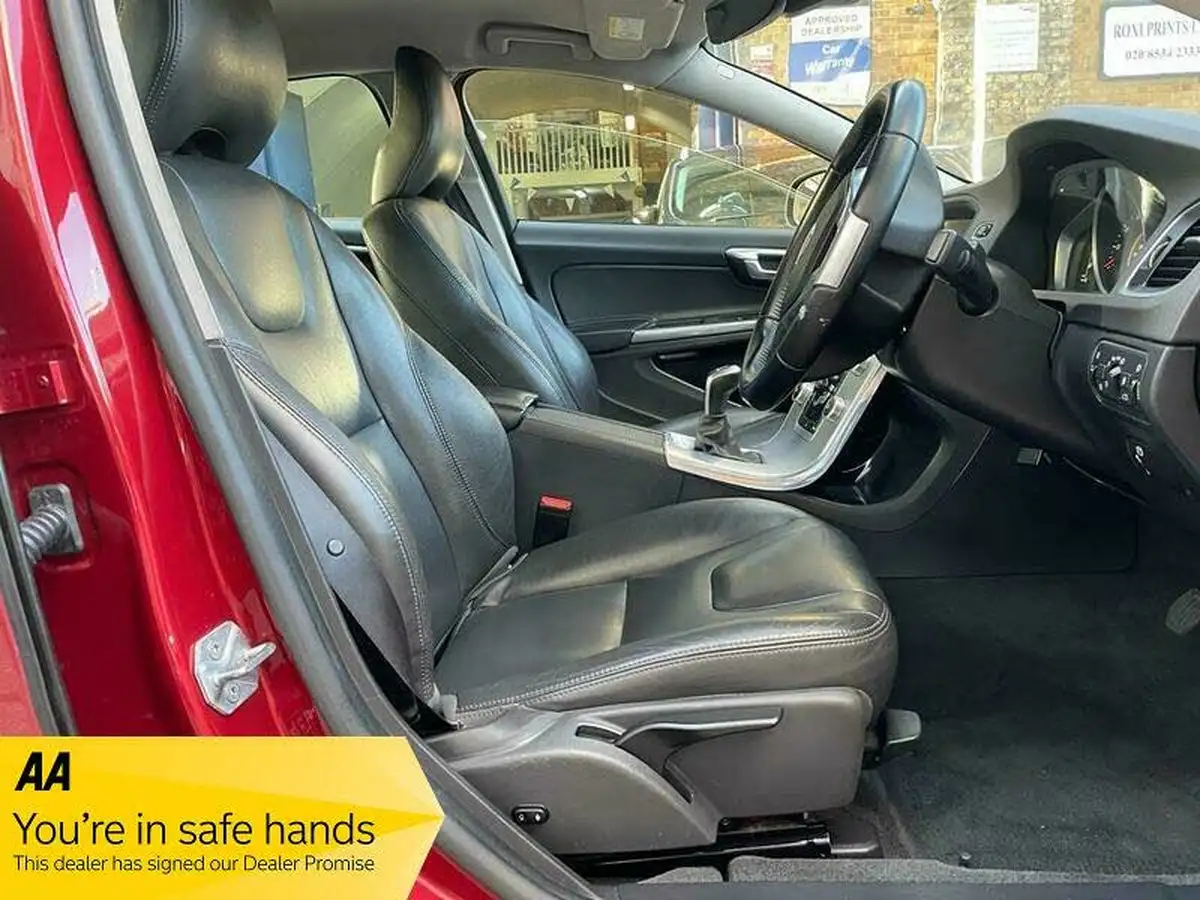 2016-volvo-s60-20td-d3-se-nav-big-9