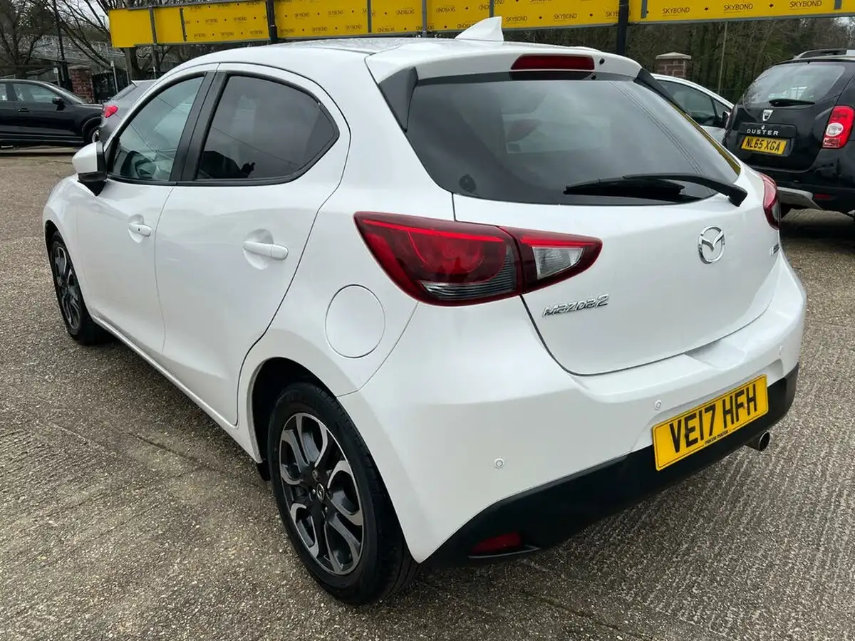 2017-mazda-mazda2-15-sport-nav-90ps-skyactiv-g-auto-big-4