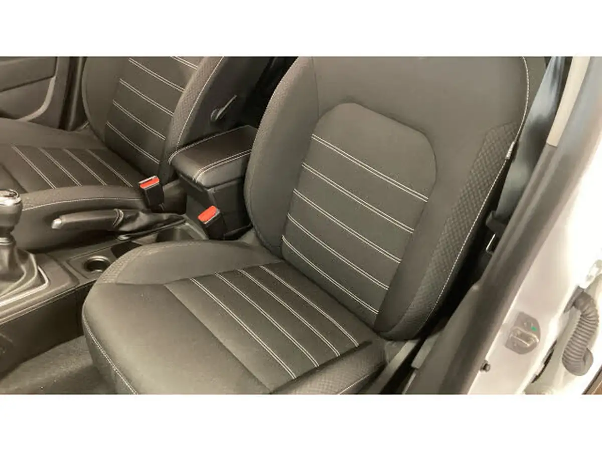 2022-dacia-duster-10-tce-comfort-90hpeu6d-4x2-window-van-big-76