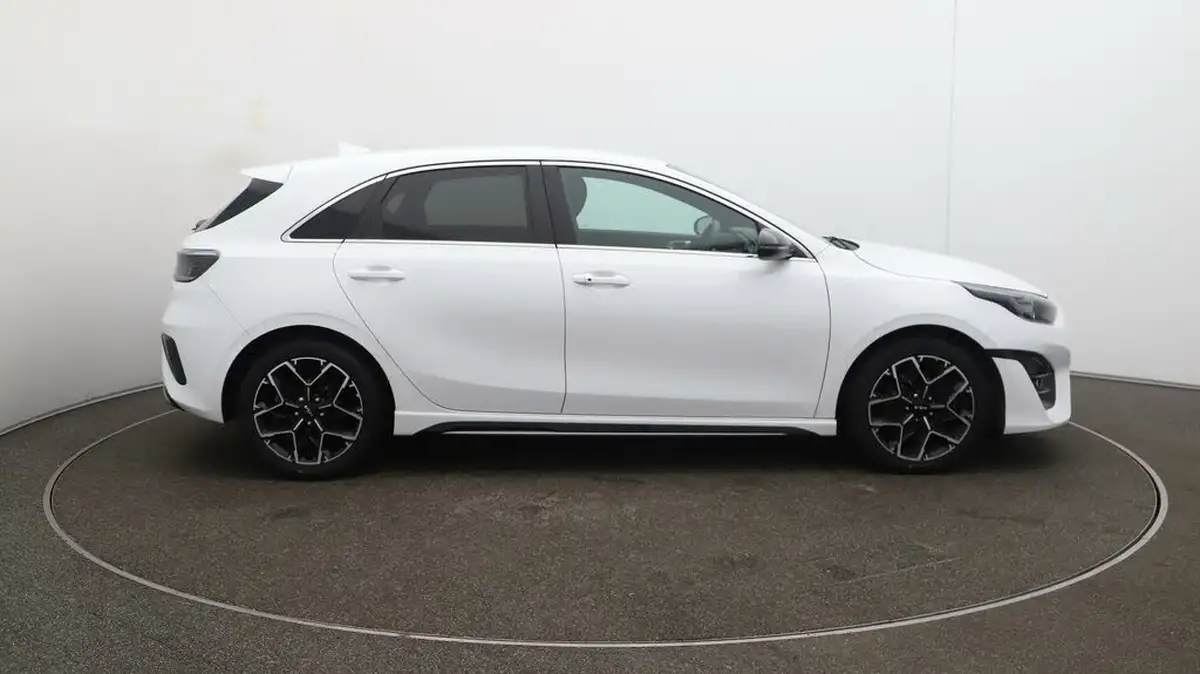 2022-kia-ceed-15-t-gdi-gt-line-big-41